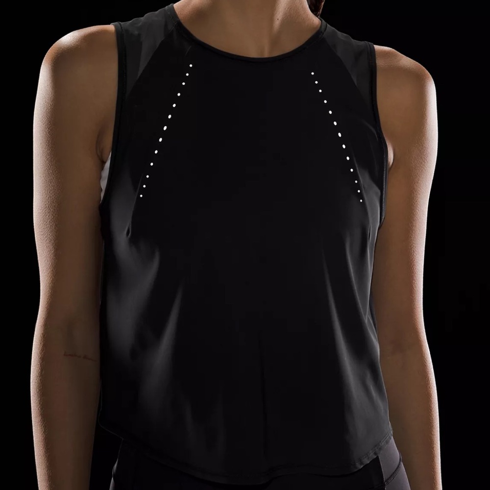 Lululemon Sculpt Cropped Tank Top